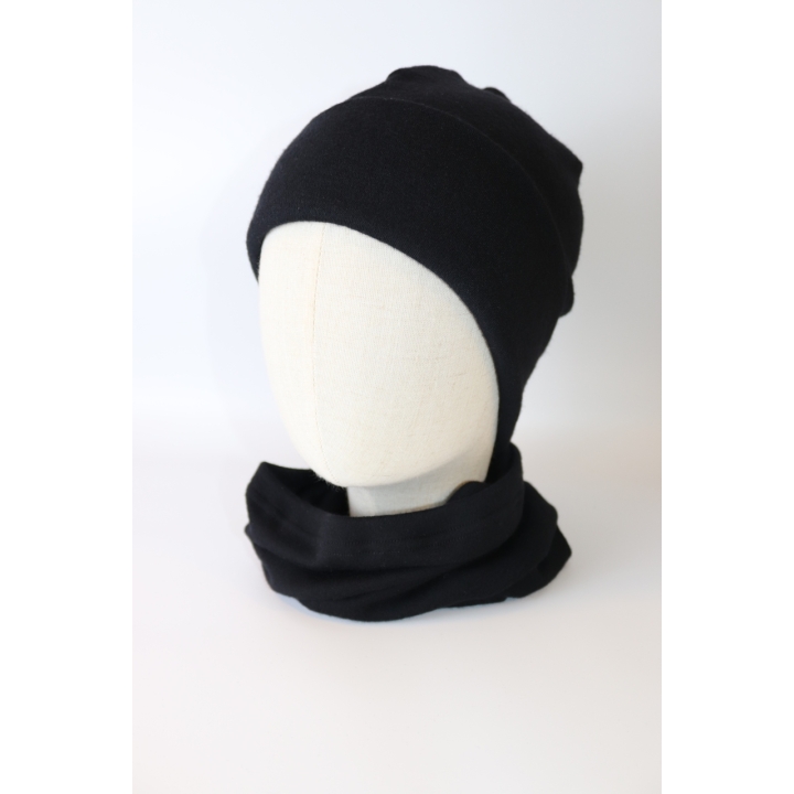 Zestaw czapka wraz z kominem -czarna